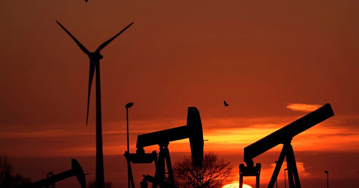 El petróleo se desploma un 17 %, como dice Emiratos Árabes Unidos para respaldar el aumento de la producción