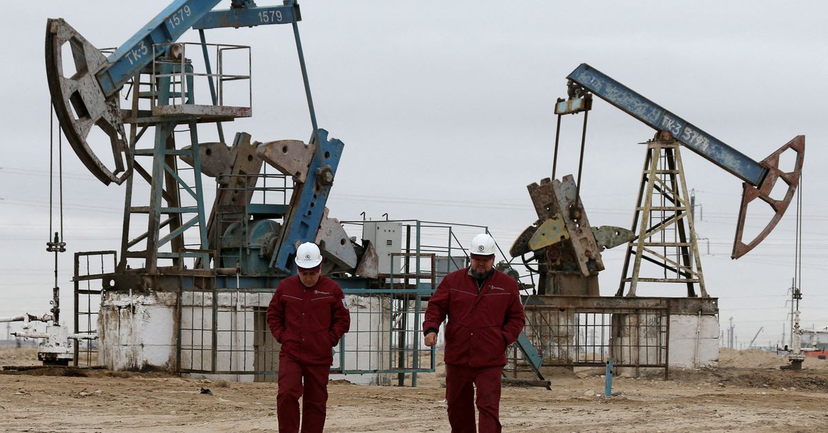 El petróleo se recupera por escasez de oferta y perspectivas de nuevas sanciones rusas