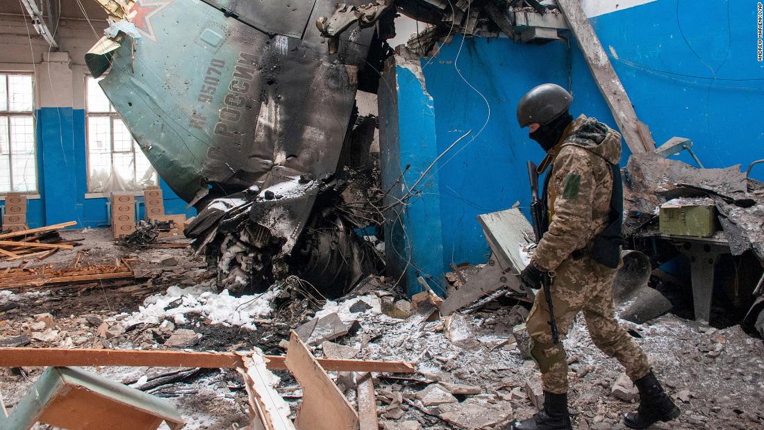 La Casa Blanca se refiere a un "cuello de botella logístico peligroso" en los planes para enviar aviones a Ucrania