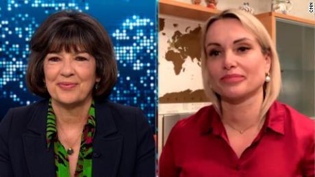 Marina Ovsiannikova habló con Christiane Amanpour en CNN el miércoles.