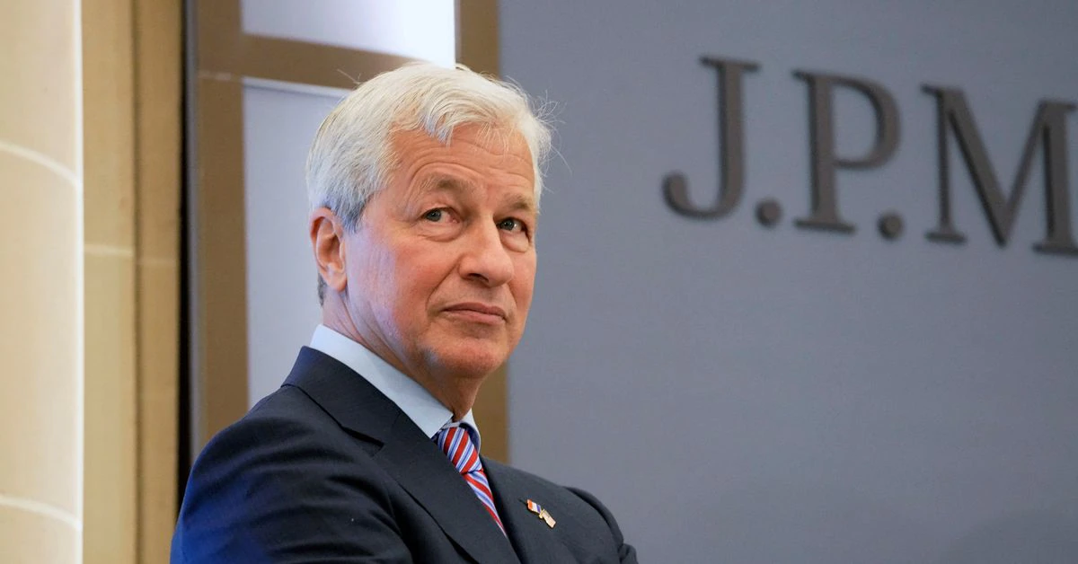 Dimon de JPMorgan advierte que Rusia podría perder mil millones de dólares