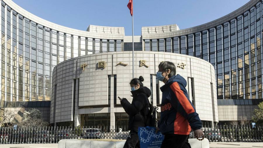 China se reúne con bancos para discutir protección de activos de sanciones de EE.UU.