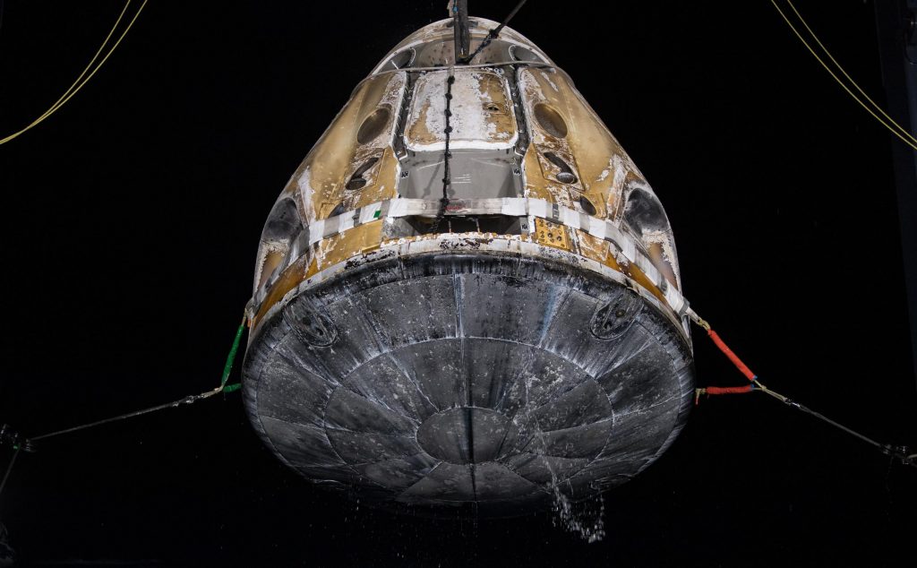 La NASA niega el informe de fuga de combustible SpaceX Crew Dragon, revela un defecto no relacionado en el escudo térmico