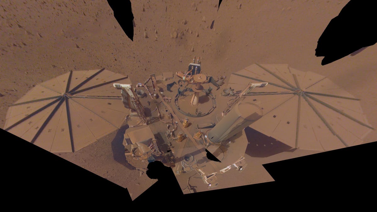 Aquí está la última selfie del desvanecido módulo de aterrizaje Insight Mars