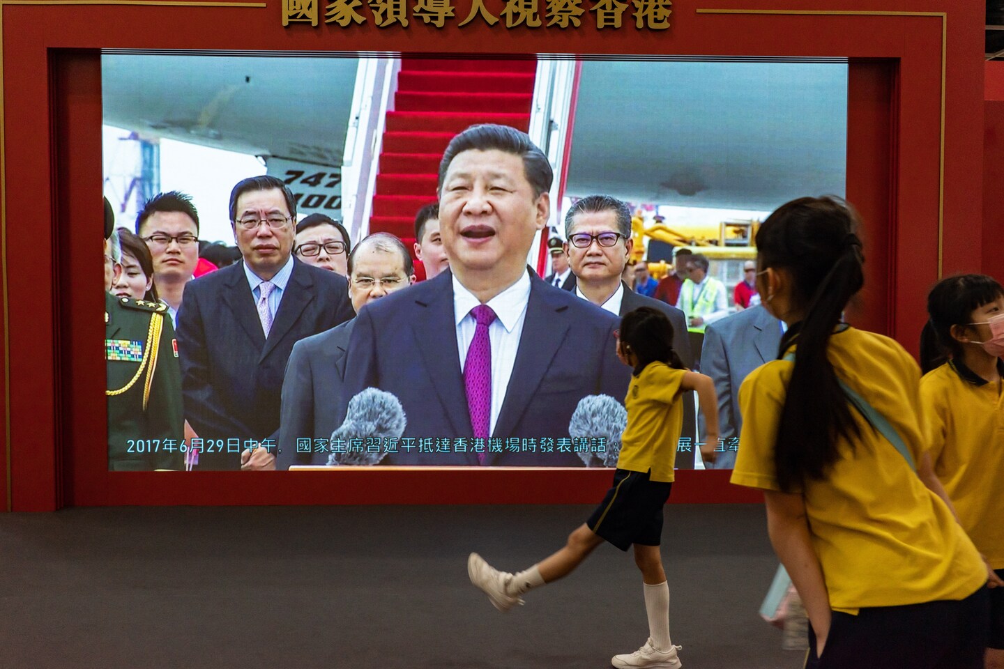 Xi Jinping chino visita Hong Kong para conmemorar aniversario de entrega de poder