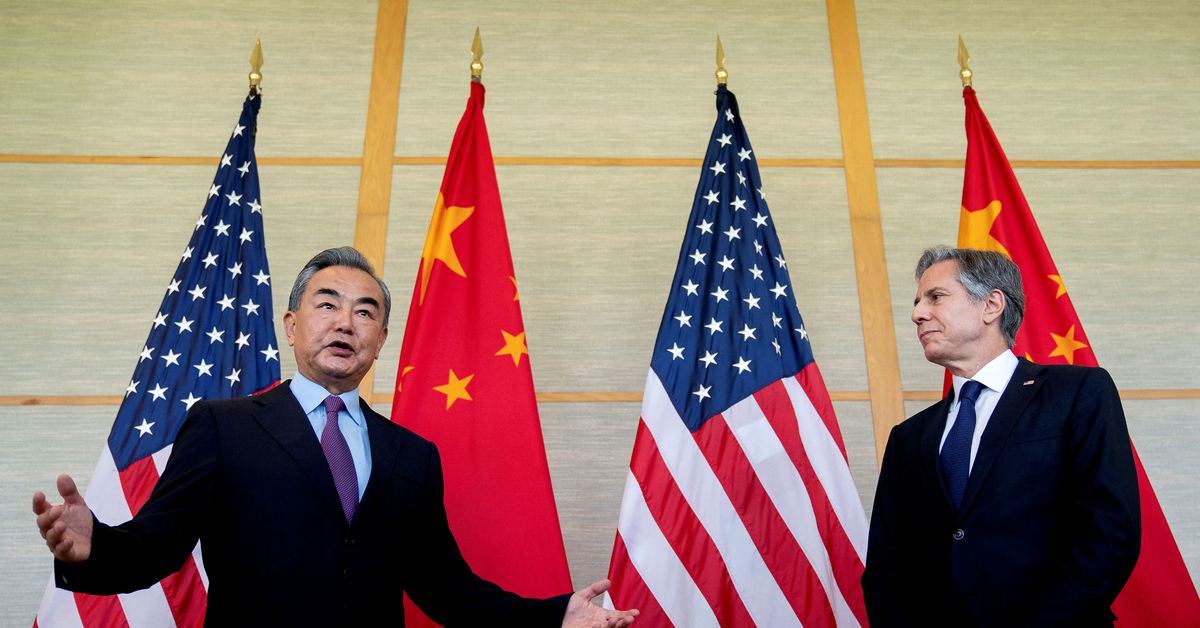 Blinken y Wang Yi de China sostienen conversaciones sobre guerra y comercio en Ucrania