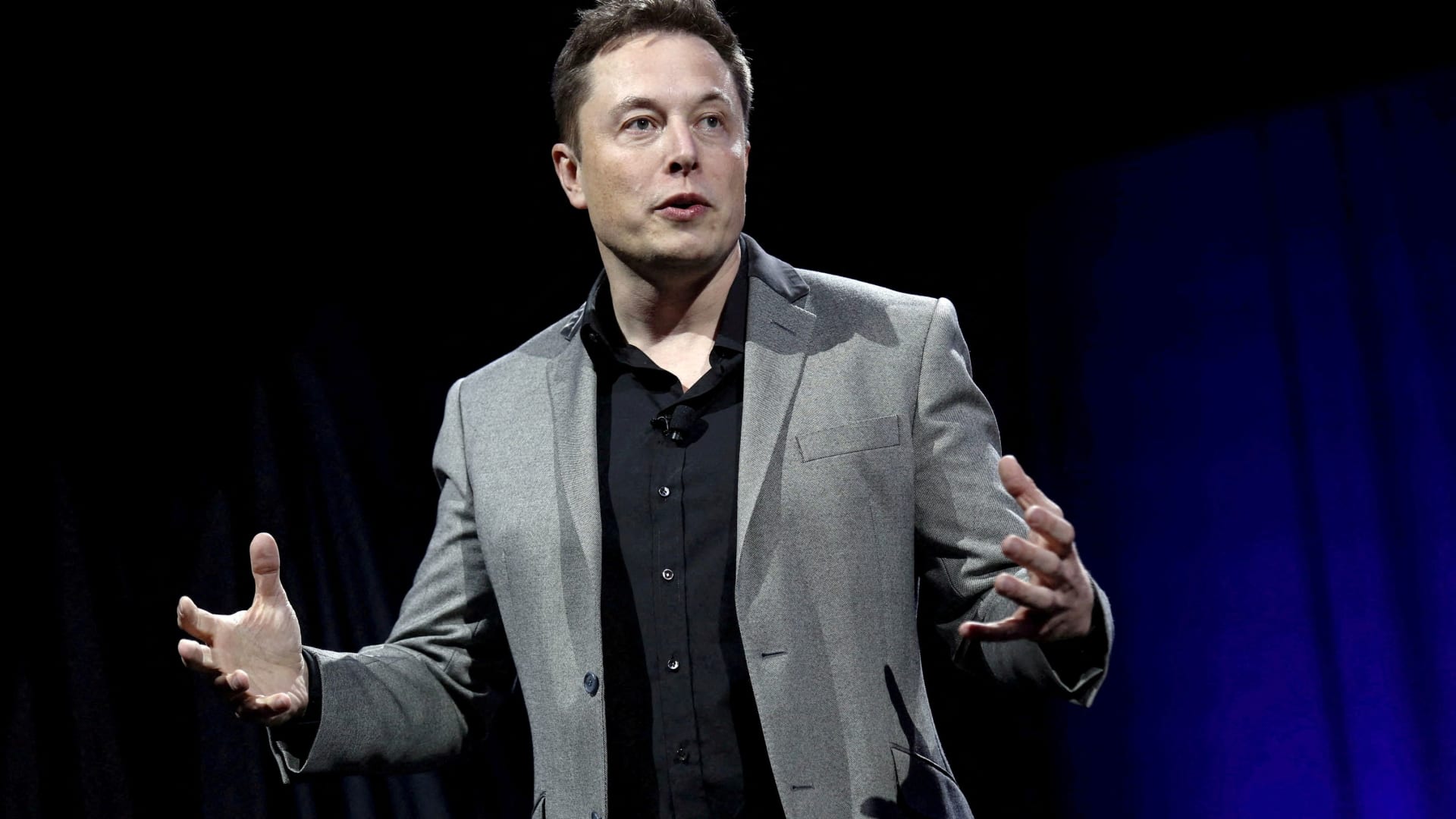 Elon Musk pide a la corte que rechace la solicitud de Twitter de un juicio rápido