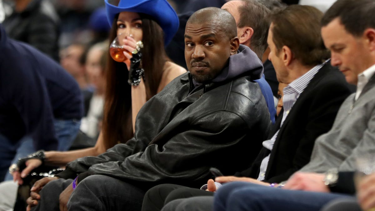 Kanye West se cae de Rolling Loud Miami