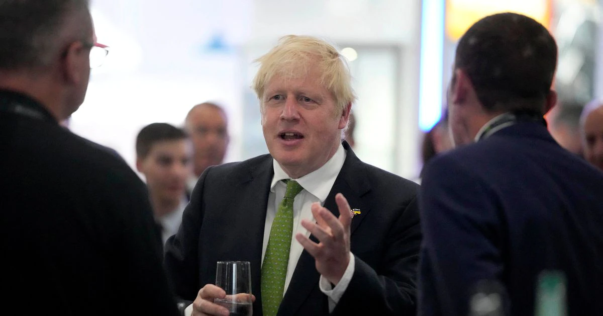 La carrera cada vez más amarga para reemplazar al primer ministro británico Johnson se reduce a cuatro