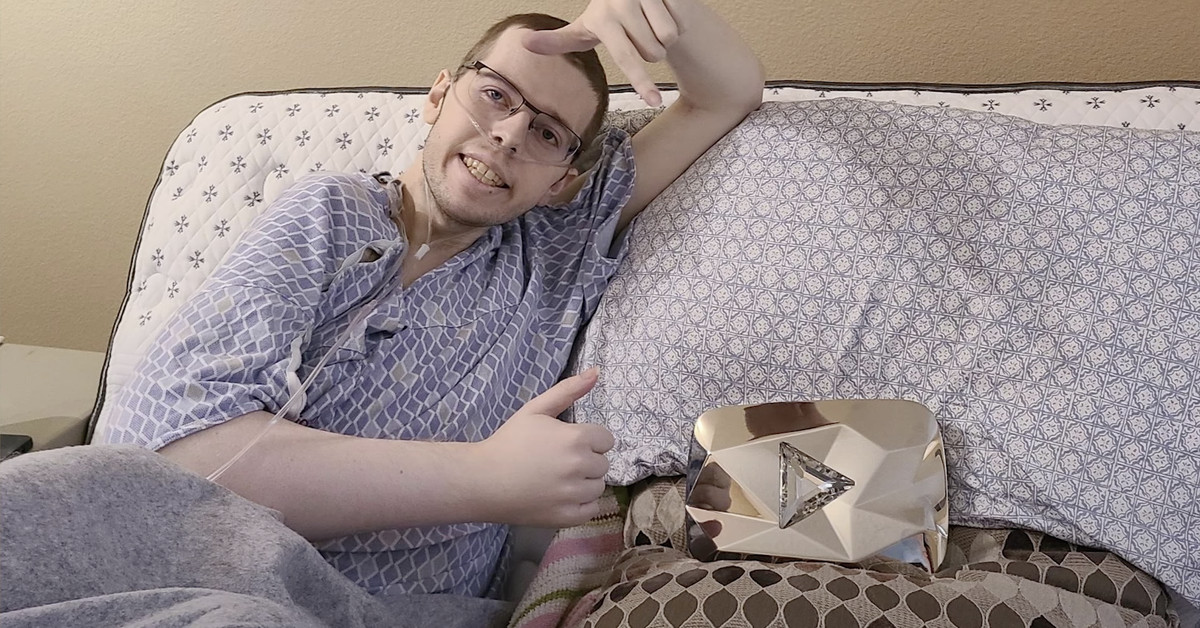 Technoblade, famosa YouTuber de Minecraft, muere de cáncer a los 23 años - comparte el video final