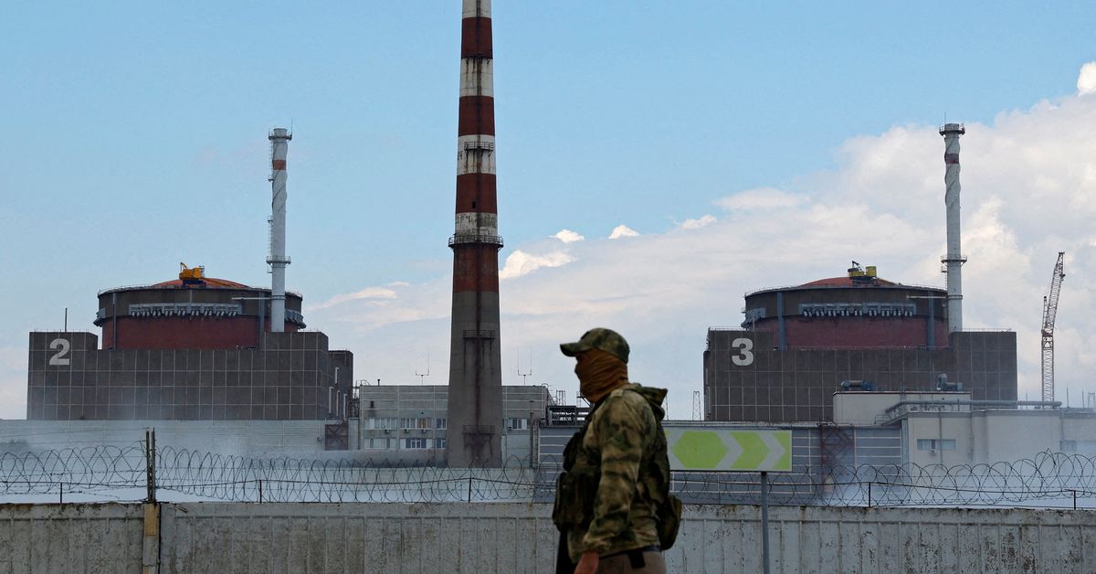 Ucrania llama al mundo a 'mostrar fuerza' tras bombardeo cerca de planta nuclear