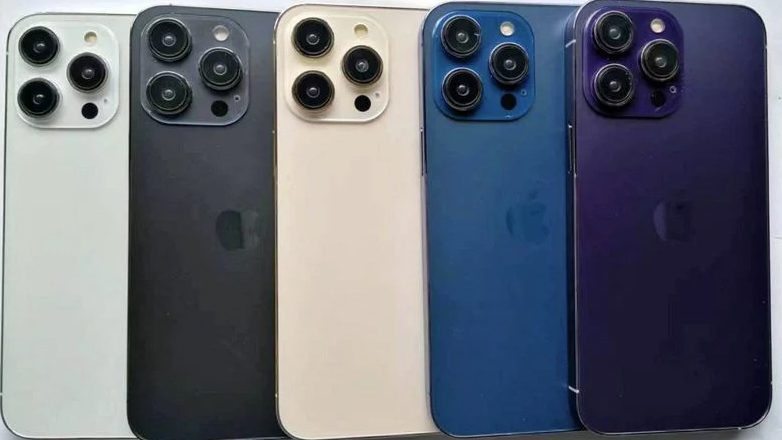 Una foto de 5 unidades ficticias de iPhone 14 Pro, en plata, grafito, oro, azul y morado