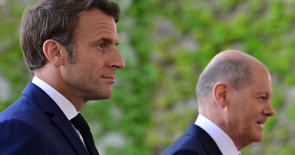 Macron ignora a Schulze en París - Politico