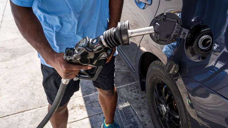 Los precios del gas comenzaron a subir de nuevo.  Más aumentos están en camino
