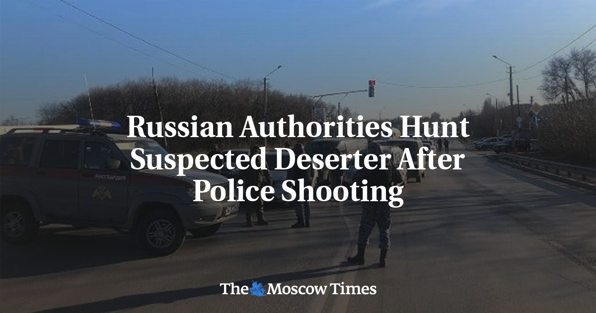 Las autoridades rusas persiguen a un presunto fugitivo después de que la policía le disparó