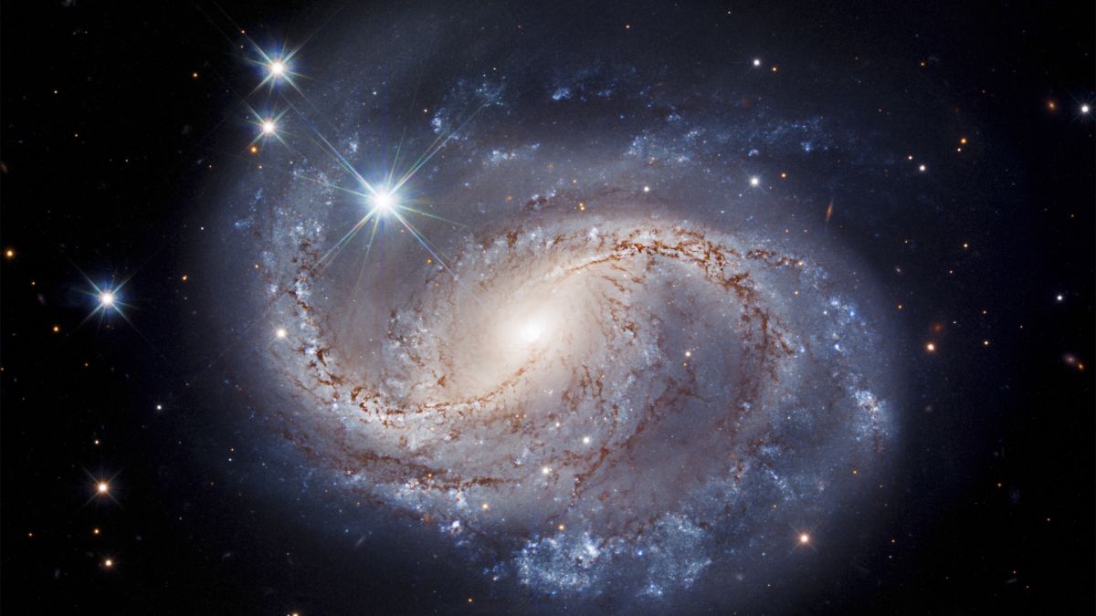A Hubble Space Telescope photo of the spiral galaxy NGC 6956.