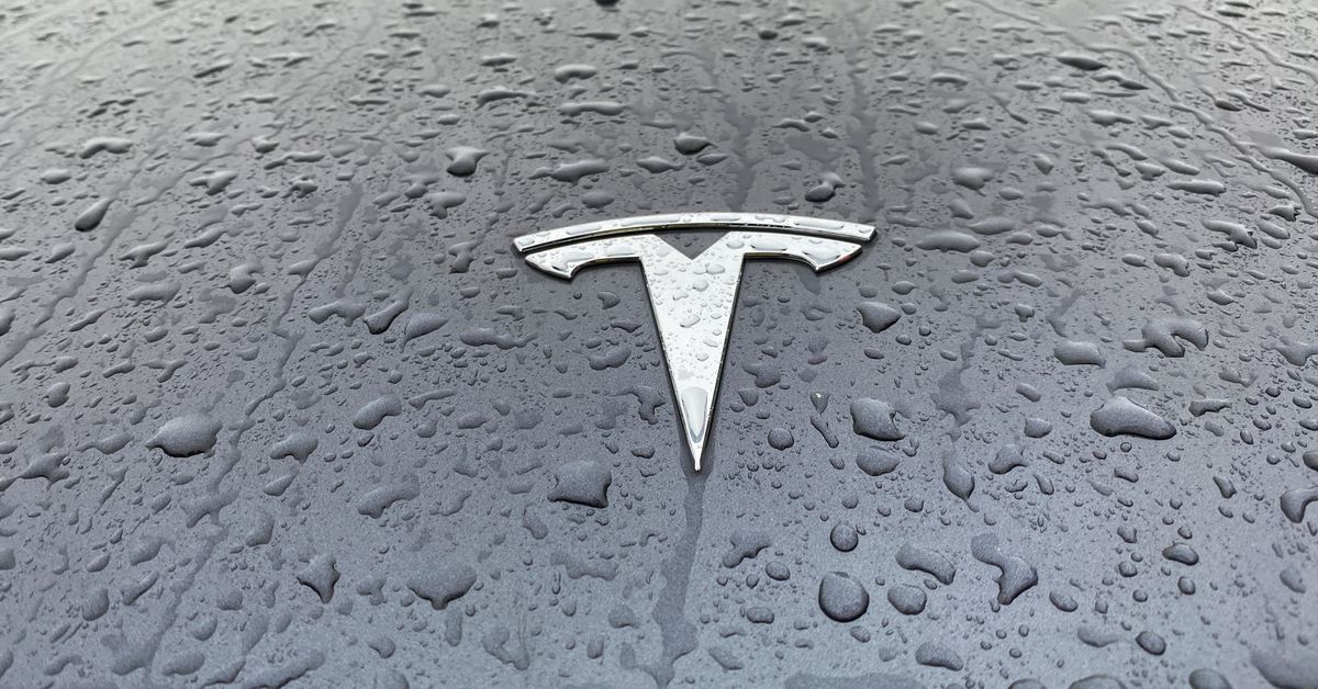 Tesla informa entregas trimestrales récord, pero no alcanza las estimaciones