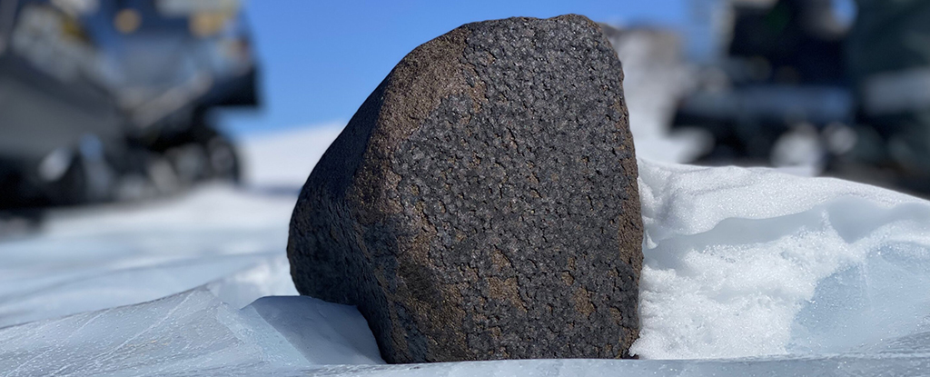 La monstruosa roca espacial en la Antártida se encuentra entre las más grandes encontradas en 100 años: ScienceAlert