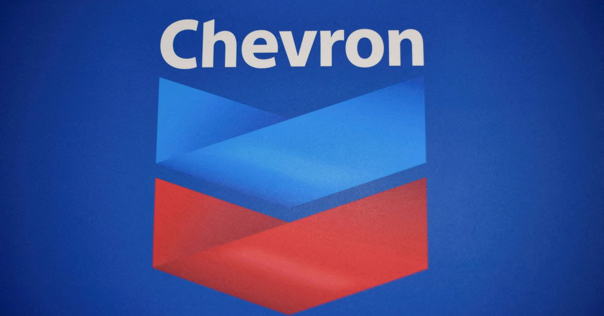 Chevron y los sindicatos inician conversaciones de mediación para evitar una huelga de GNL en Australia