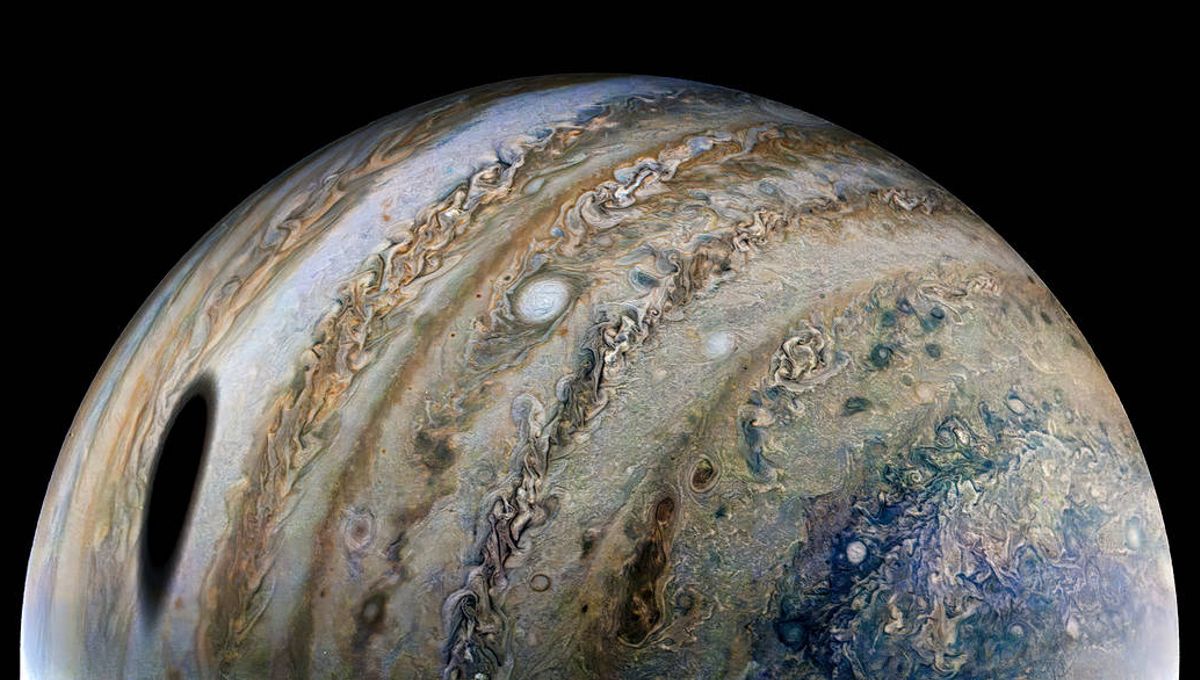Algo acaba de chocar con Júpiter y fue captado por astrónomos aficionados