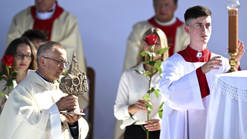 La Iglesia Católica honra a una familia polaca perseguida por albergar a judíos en una beatificación sin precedentes