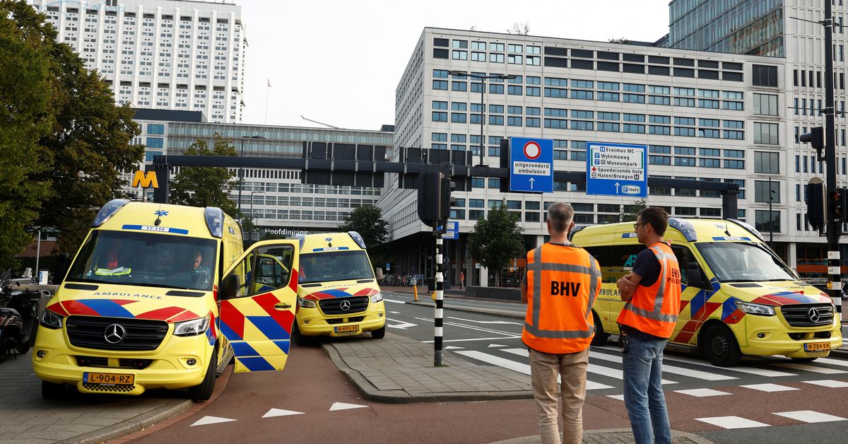 Un estudiante armado mata a tres personas en un tiroteo en la Universidad de Rotterdam