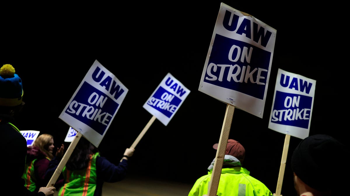 ¿Cuánto ganan los trabajadores de la UAW?  Una mirada a los salarios por hora en los estados de EE. UU.
