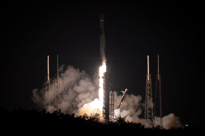 Falcon 9 agrega 23 satélites a la red Starlink, poniendo en órbita un total de más de 5.000 satélites - Spaceflight Now