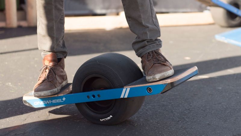 Future Motion retira del mercado las patinetas eléctricas Onewheel después de reportar cuatro muertes