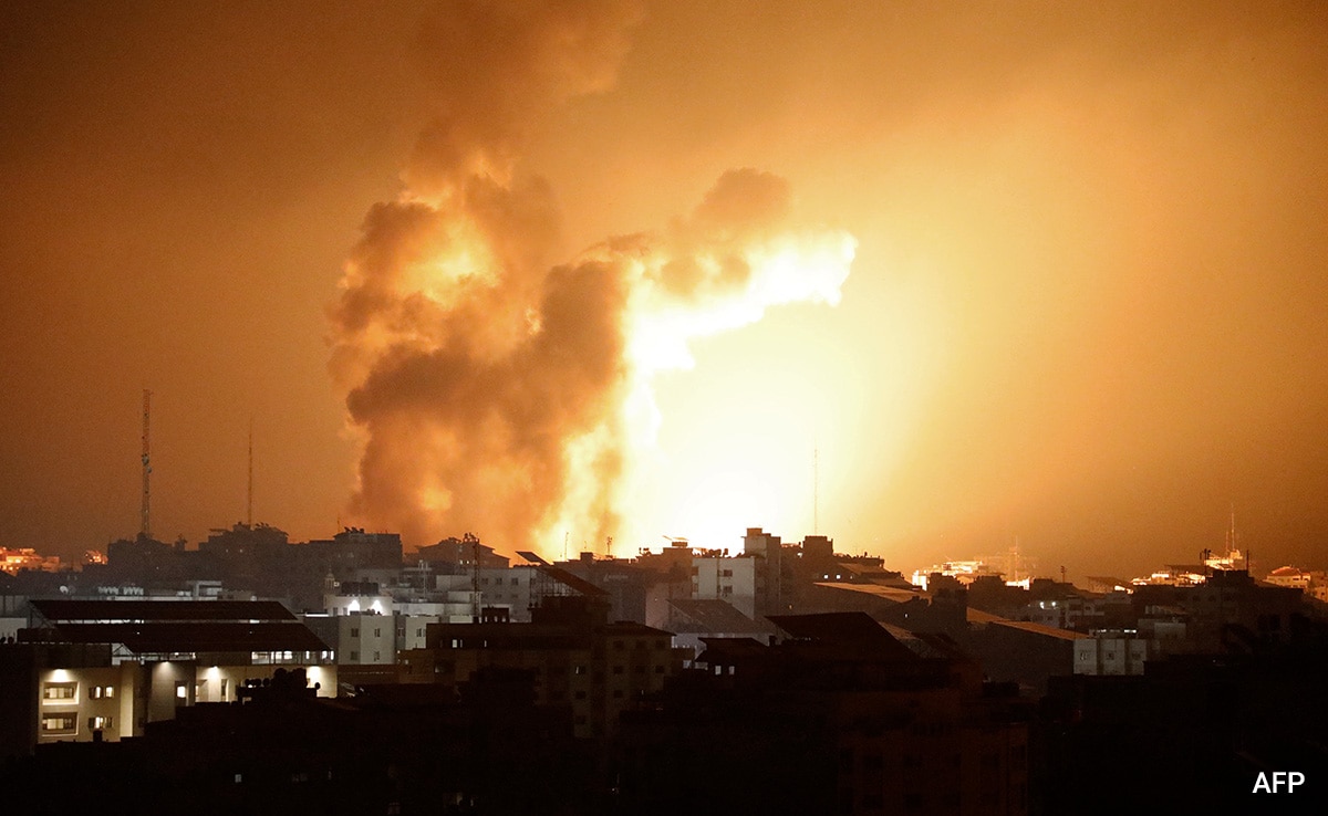 Las fuerzas israelíes chocan con militantes de Hamás y se preparan para una guerra “larga y difícil”