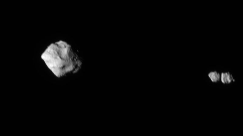 El asteroide visitado por la nave espacial de la NASA tiene un compañero "misterioso".