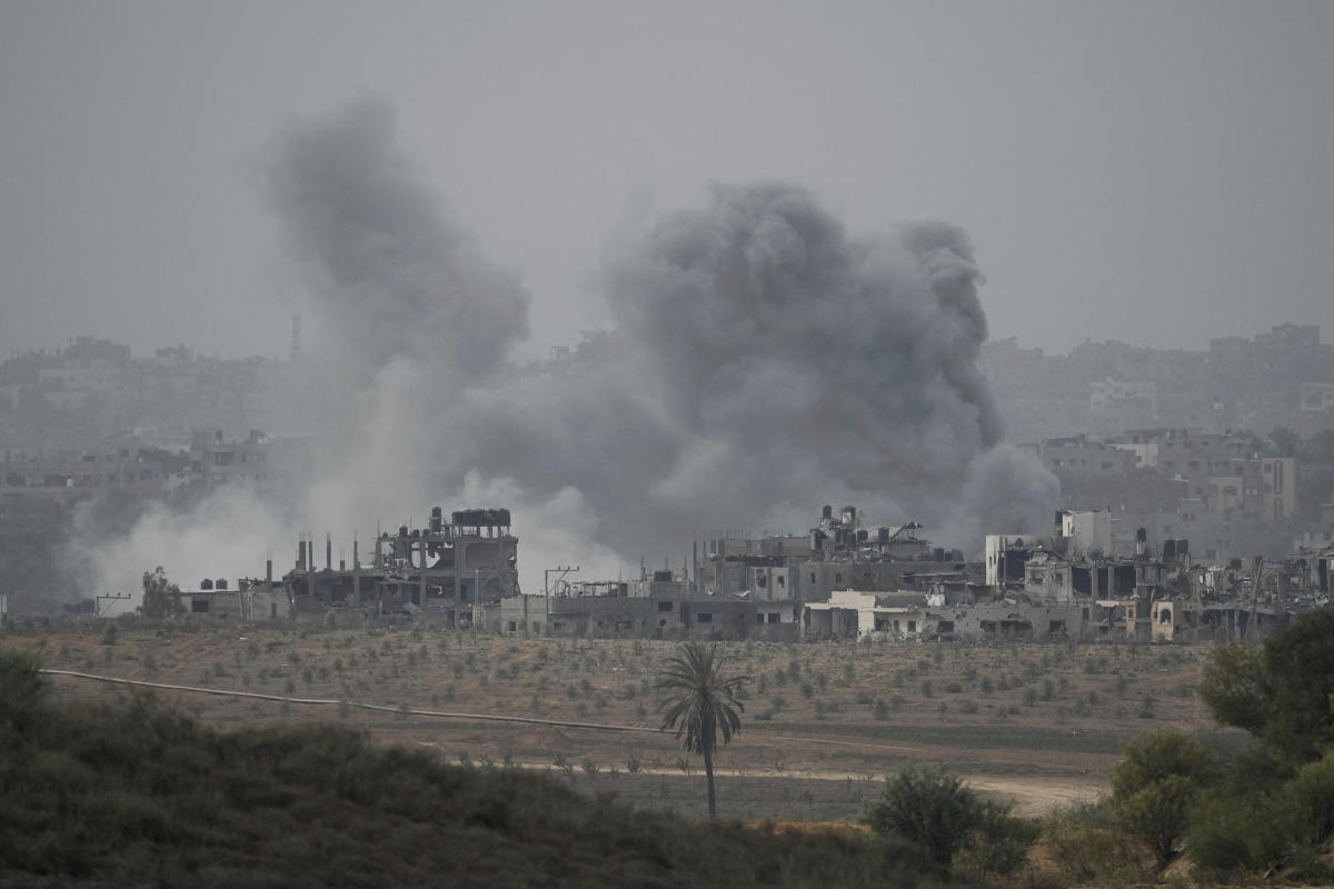Se produjeron feroces combates cerca del principal hospital de Gaza mientras Netanyahu rechazaba los llamamientos a un alto el fuego.