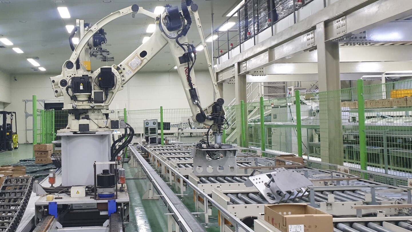 Un robot industrial mata aplastó a un trabajador en una planta envasadora de verduras en Corea del Sur