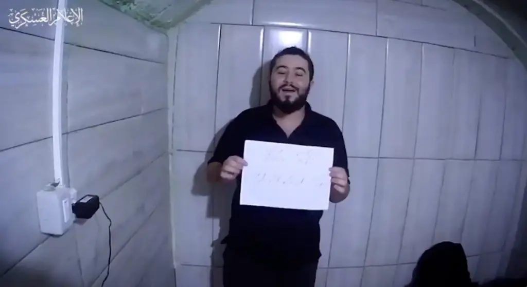 Elia Toledano aparece viva en un vídeo difundido por Hamás el jueves.