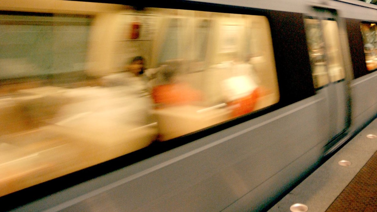 Metro podría recortar número de estaciones y personal en 2024 en medio de déficit presupuestario - Telemundo Washington DC (44)