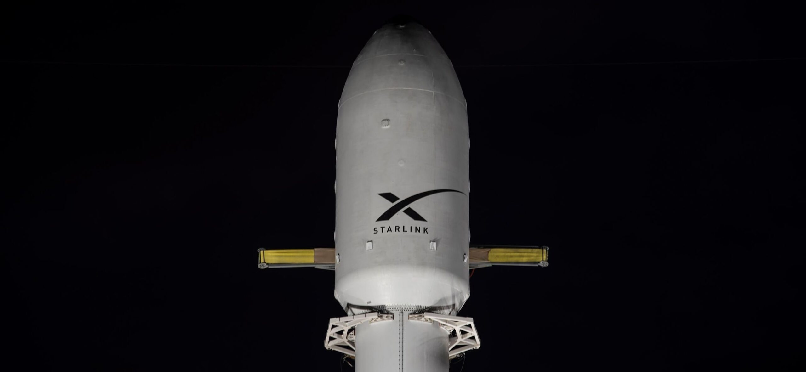 Los equipos de SpaceX lanzan el cohete Falcon 9 en la misión Starlink desde Cabo Cañaveral - Spaceflight Now