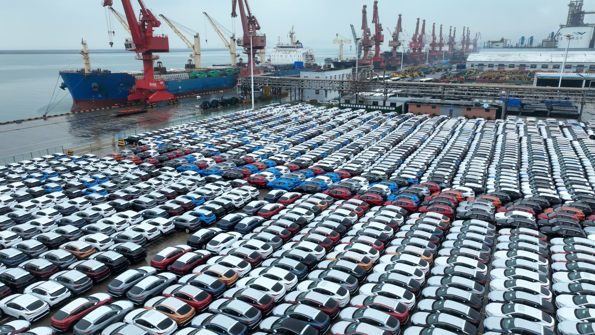 China está a poca distancia de Japón como mayor exportador de automóviles del mundo.