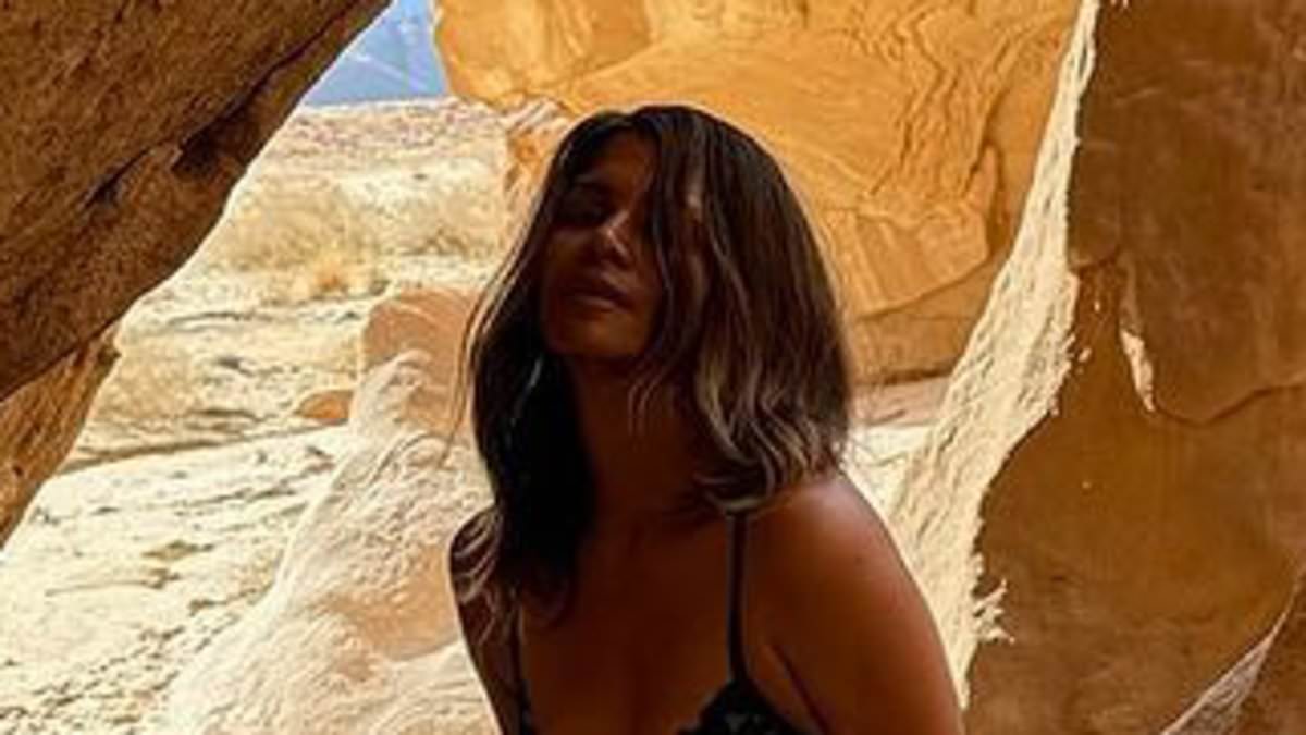 La foto de las vacaciones de Halle Berry se vuelve viral mientras los fanáticos señalan detalles desagradables... mientras la actriz comparte una foto sexy de su viaje al desierto