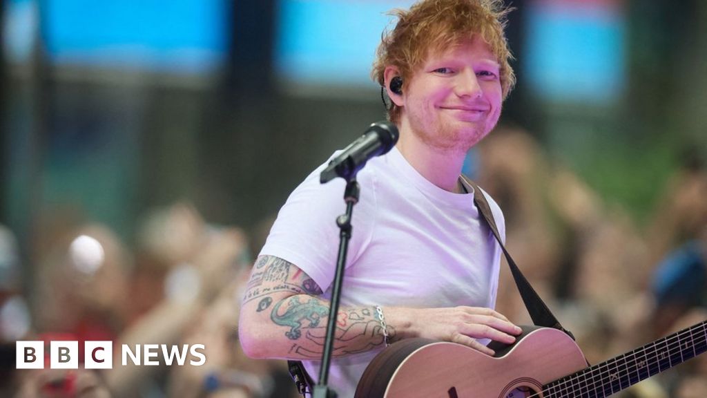 Ed Sheeran: Los fanáticos en Mumbai se emocionan cuando la estrella canta en punjabi