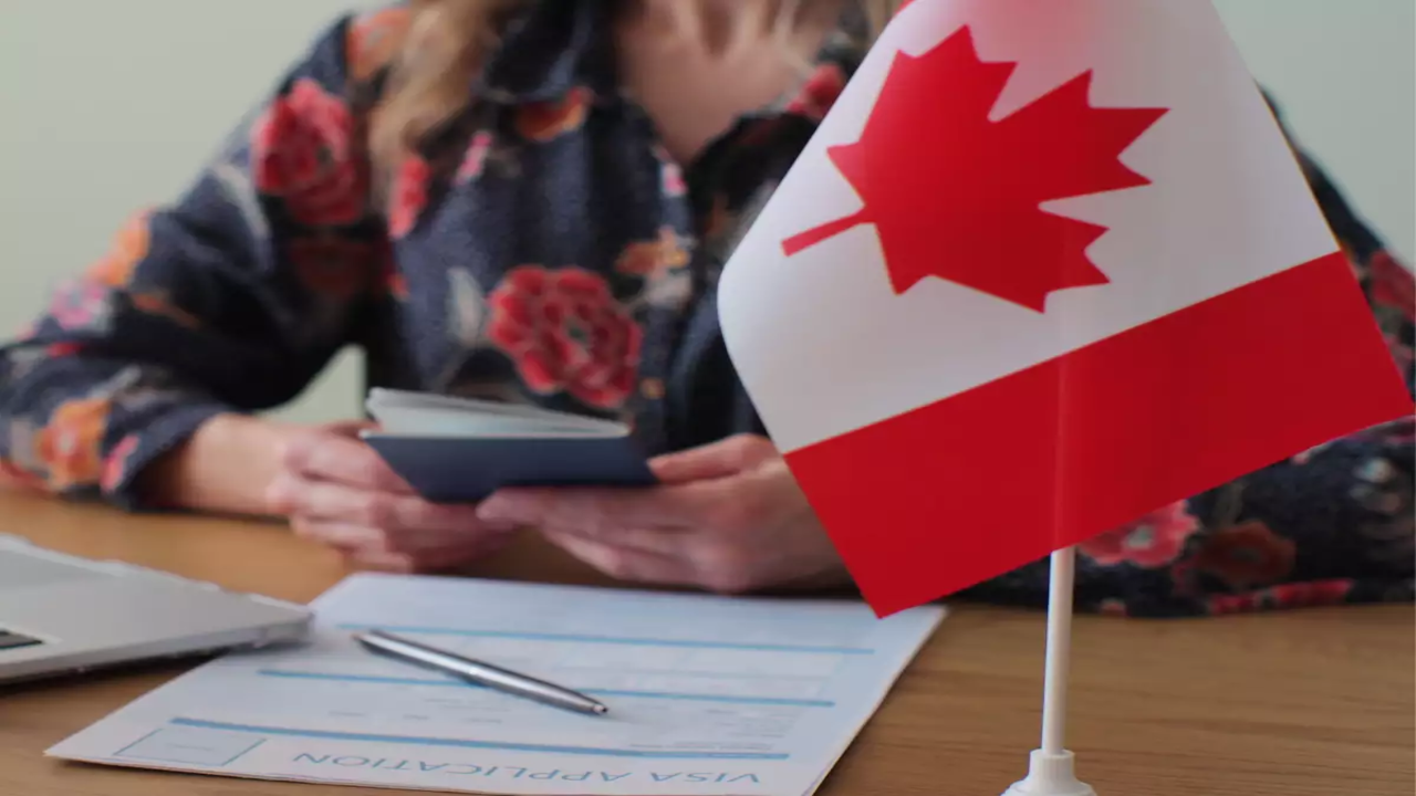Por primera vez, Canadá planea poner límites a los flujos de residentes temporales